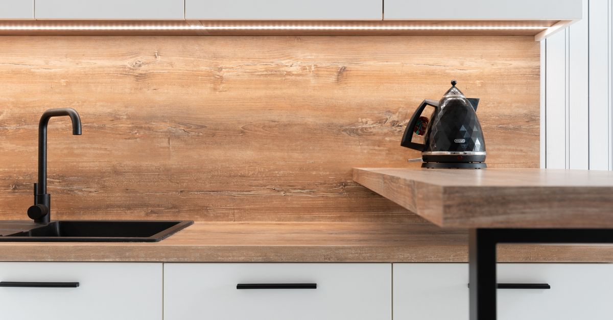 The Impact of Finish Choice on Kitchen Lighting